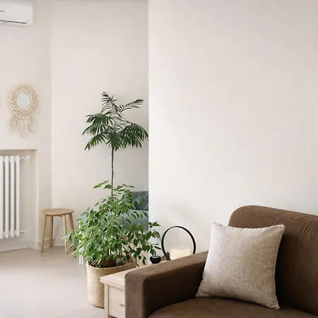 Victoria Apartments - Lario *
